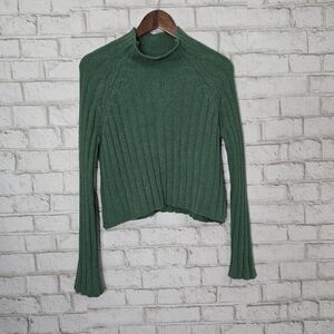 AEO green cozy turtleneck sweater
